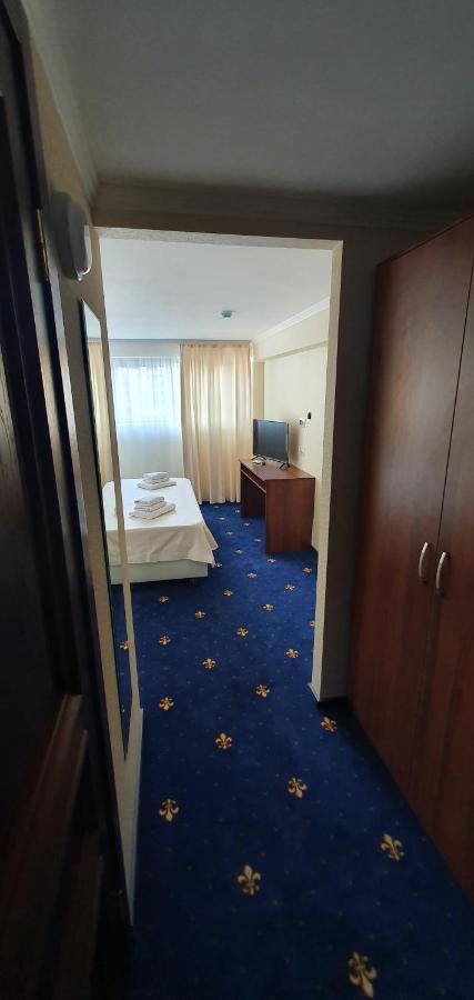 Hotel Evropa Gagra Exterior foto