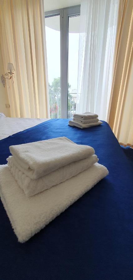 Hotel Evropa Gagra Exterior foto