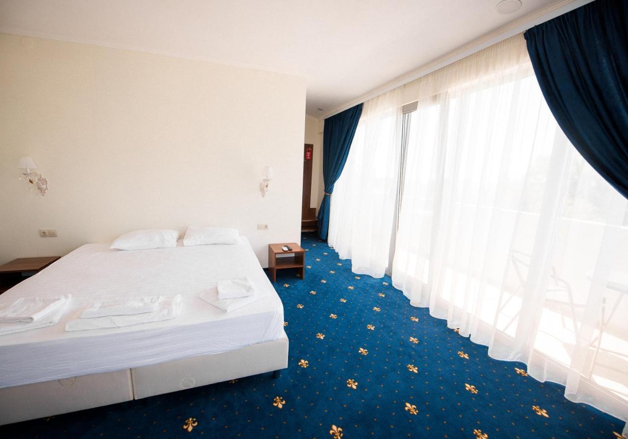 Hotel Evropa Gagra Exterior foto